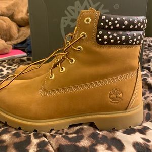 Woman’s Swarovski crystal timberland boots